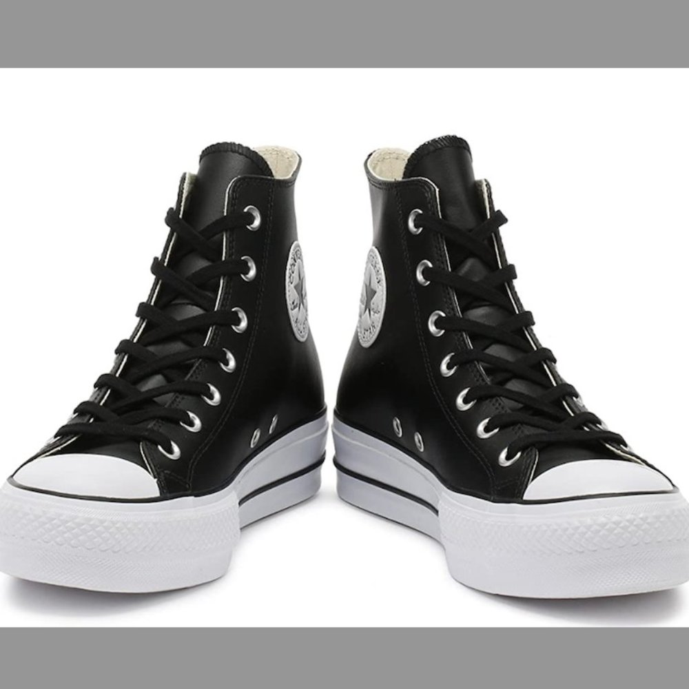 Converse Women's Chuck Taylor All Star High Top Sneaker - SIZE WOMAN 9